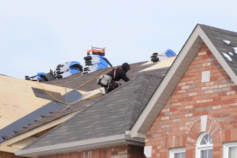 Insurance-Covered Roofers
